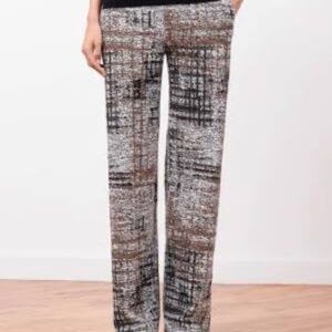 Stylish boucle Avenue Montaigne flattering wide leg pant